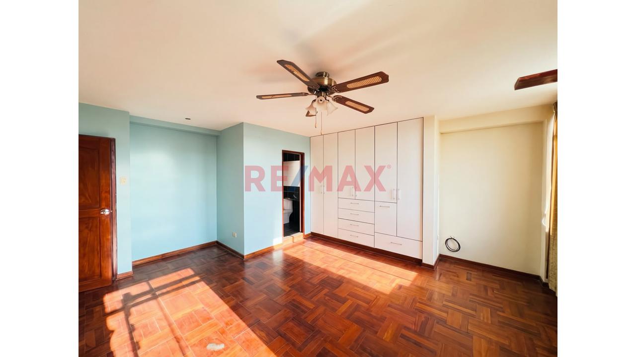 🏡 ¡Departamento En Venta Con 4 Habitaciones Y Cochera Incluida En Urb. California! — foto 7