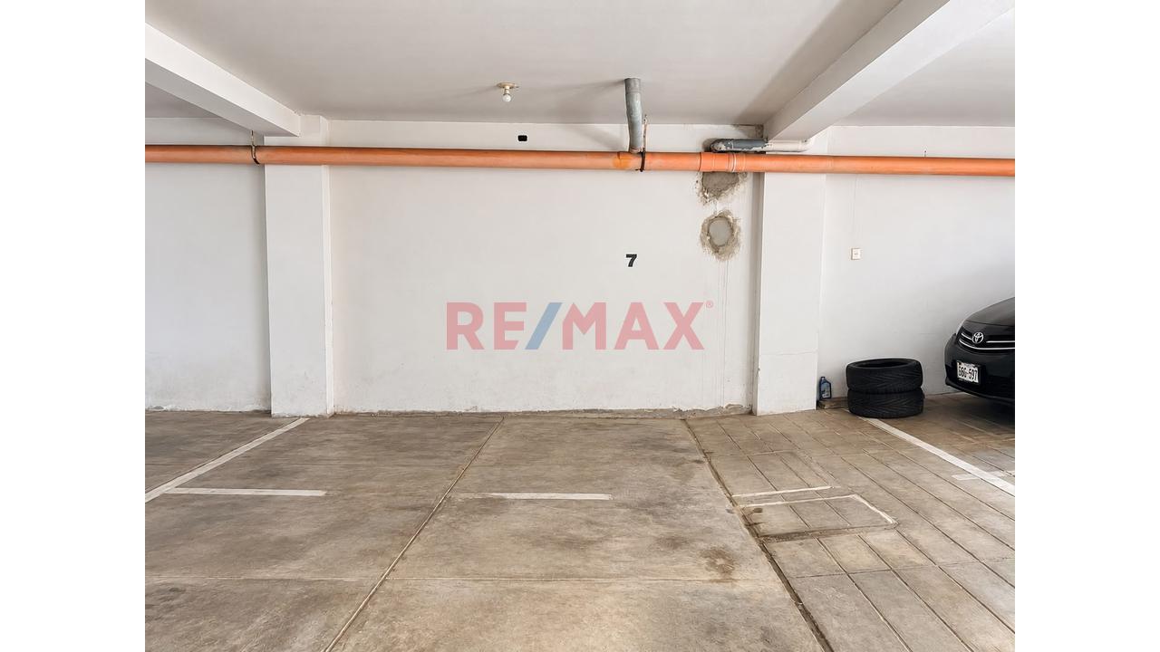 🏡 ¡Departamento En Venta Con 4 Habitaciones Y Cochera Incluida En Urb. California! - 18