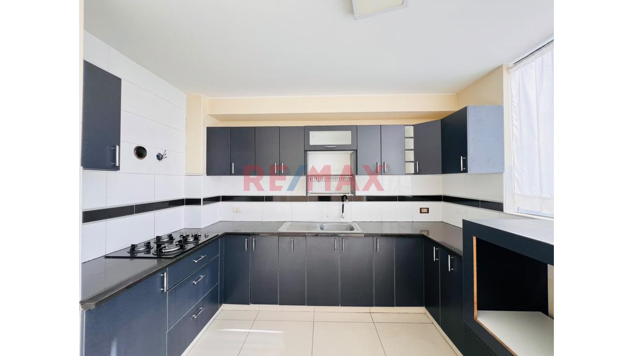 🏡 ¡Departamento En Venta Con 4 Habitaciones Y Cochera Incluida En Urb. California! — foto 4