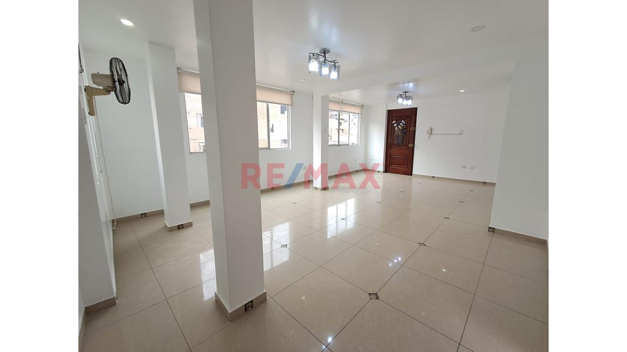 ¡En Venta, Amplio Departamento De 106.82 M² En Comas – Alt. Del Km 7.5 De La Tupac Amaru 🏡✨ — foto 4