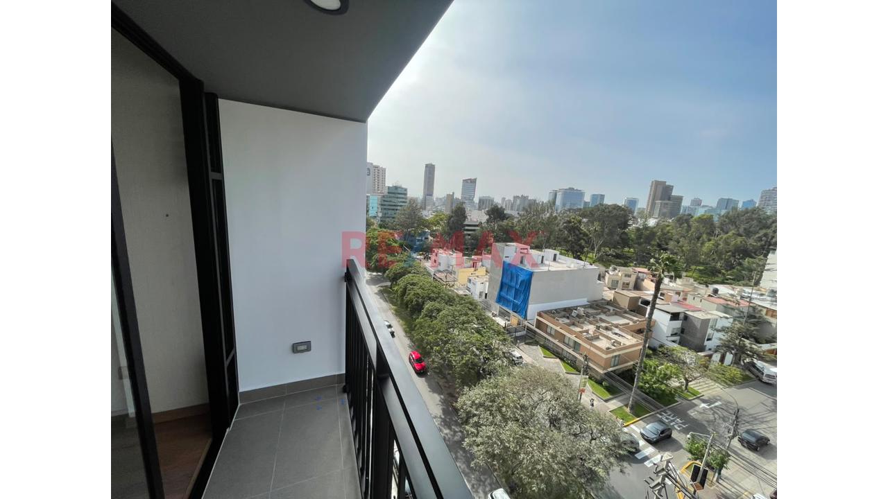 Alquilo Hermoso Y Moderno Departamento De Estreno En Surquillo Limite Con San Isidro — foto 12