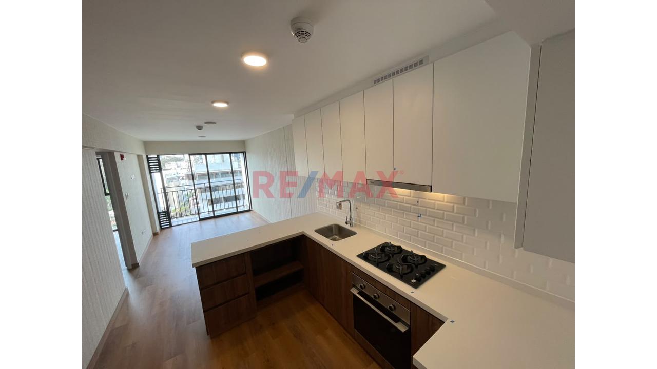 Alquilo Hermoso Y Moderno Departamento De Estreno En Surquillo Limite Con San Isidro — foto 3
