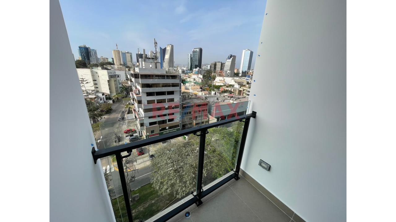 Alquilo Hermoso Y Moderno Departamento De Estreno En Surquillo Limite Con San Isidro — foto 7