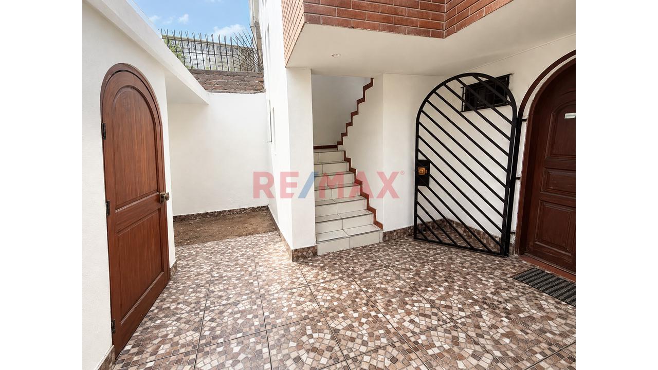 🌟𝗙𝗟𝗔𝗧 𝟰𝗣𝗜𝗦𝗢 𝗖𝗢𝗡 𝗕𝗔𝗟𝗖𝗢́𝗡 + 𝗔𝗜𝗥𝗘𝗦 𝗖𝗢𝗡 𝗘𝗦𝗖𝗔𝗟𝗘𝗥𝗔𝗦 𝗗𝗘𝗦𝗖𝗔𝗡𝗭𝗔𝗗𝗔𝗦 𝗘𝗡 𝗔𝗧𝗘 – 𝗖𝗘𝗥𝗖𝗔 𝗥𝗘𝗔𝗟 𝗣𝗟𝗔𝗭𝗔 𝗣𝗨𝗥𝗨𝗖𝗛𝗨𝗖𝗢‼️👋 - 21