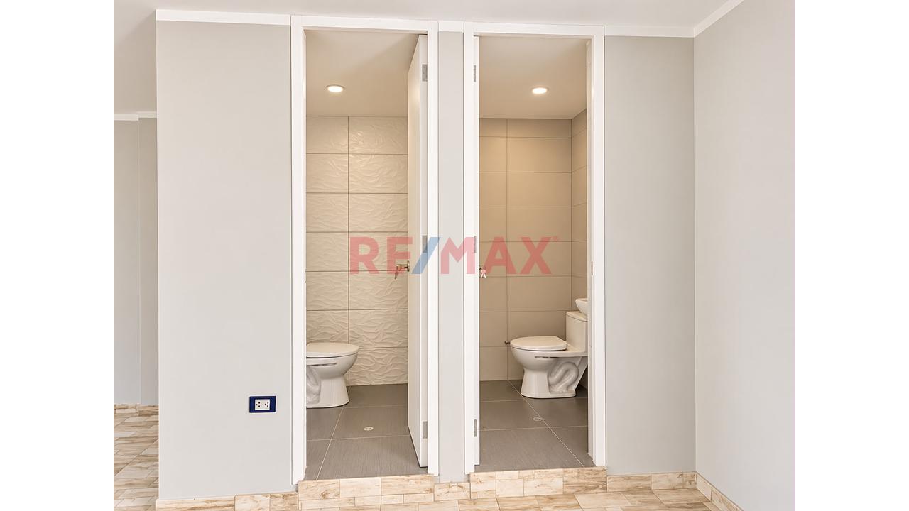 "🚀 ¡Impulsa Tu Negocio! Alquila Tu Local Frente Al Mall Plaza Trujillo 🏢✨" 3Er Piso En Av. America Oeste - 6