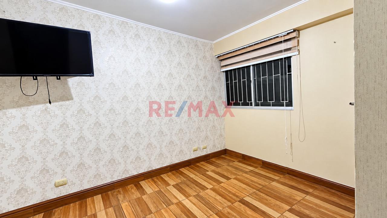 ¡Tu Próximo Hogar Te Espera En Chorrillos! Vive Con Comodidad, Tranquilidad Y Vista Al Jardín — foto 5