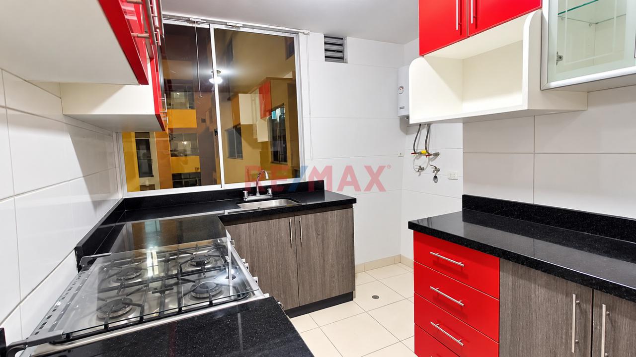 ¡Tu Próximo Hogar Te Espera En Chorrillos! Vive Con Comodidad, Tranquilidad Y Vista Al Jardín — foto 6
