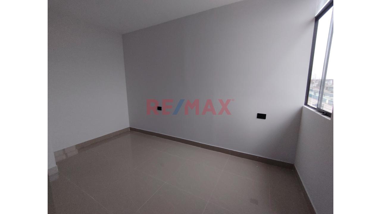 Alquilo Lindo Departamento En Urb Los Jazmines — foto 4