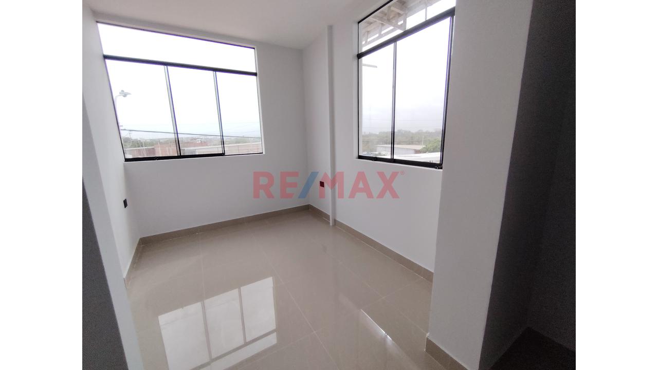 Alquilo Lindo Departamento En Urb Los Jazmines — foto 3