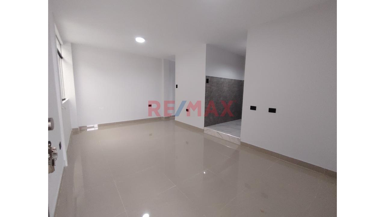 Alquilo Lindo Departamento En Urb Los Jazmines - 1