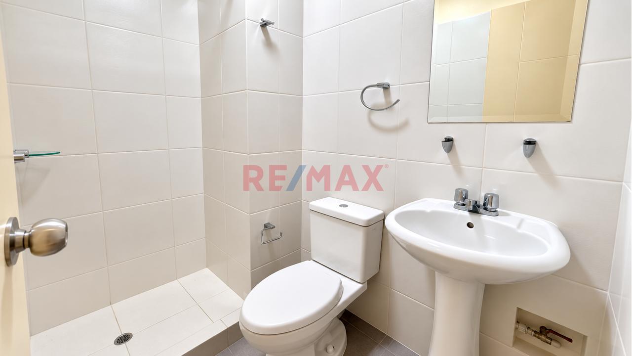 Departamento En Alquiler En Surquillo, 2 Habitaciones, 2 Baños Completos Más Baño De Servicio Y 82 M² Totales — foto 8