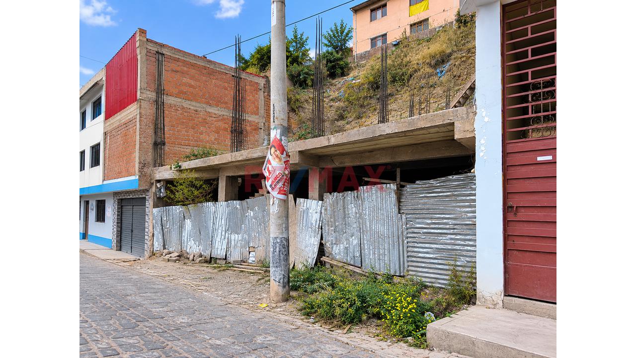 🏢🔥 ¡Excelente Oportunidad! Terreno Con Construcción En Venta En Balconcillo – Cusco 🏗️✨ - 4