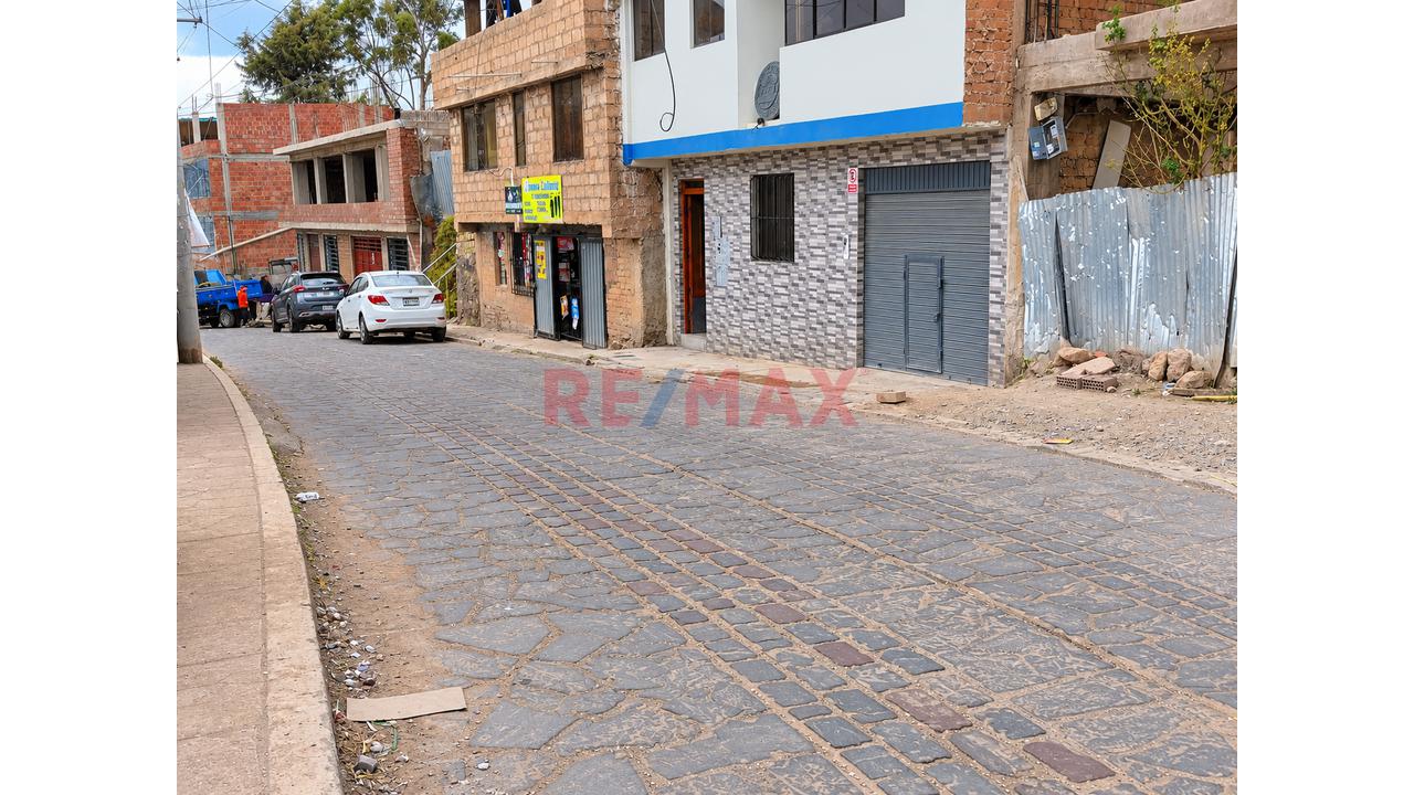 🏢🔥 ¡Excelente Oportunidad! Terreno Con Construcción En Venta En Balconcillo – Cusco 🏗️✨ - 6