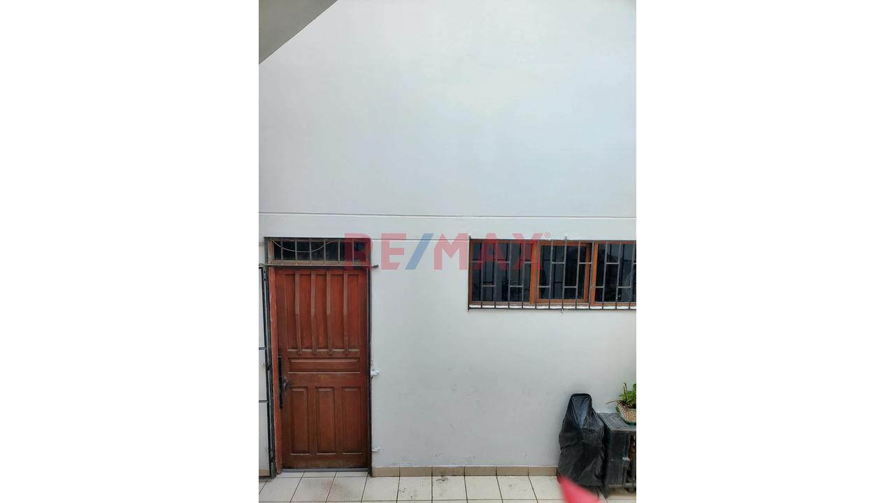 ¡Casa De 3 Pisos En Venta – Urb. Vipol! - 5