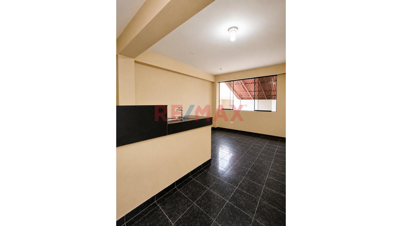 Departamento En Alquiler En Chorrillos | 138 M² Aprox. | 3 Ambientes + Almacén | S/ 2,200 - 3