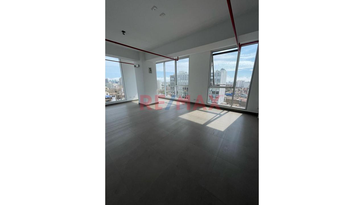 Oportunidad Única! Oficina En Venta En El Corazón De Lince - 7