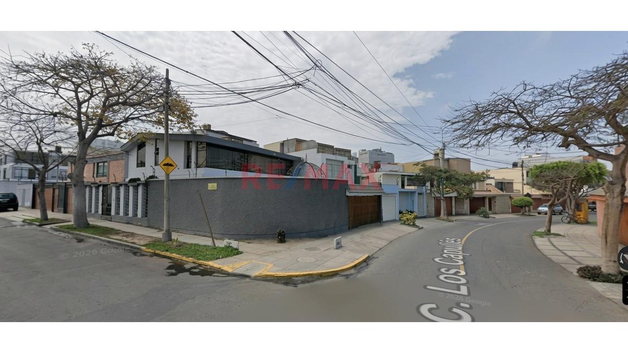 Casa/ Oficina - En Venta Alt. Cuadra 28. Av. Benavides! — foto 12