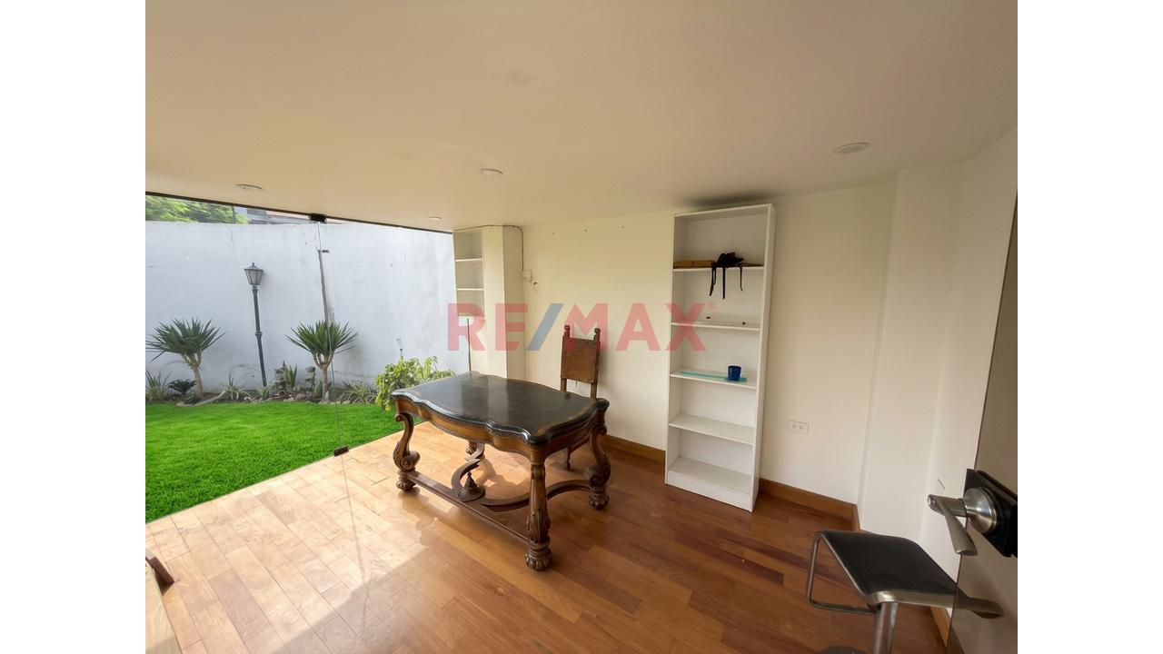 Casa/ Oficina - En Venta Alt. Cuadra 28. Av. Benavides! — foto 5
