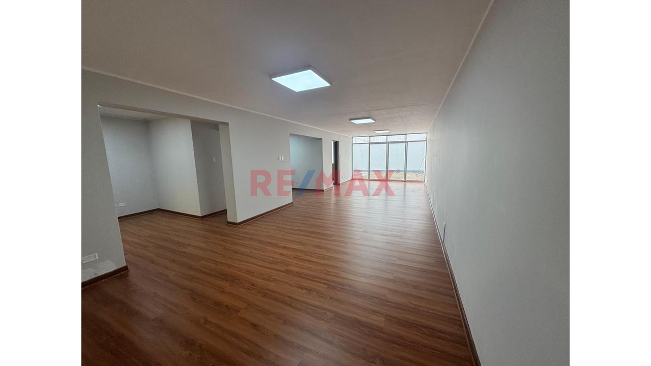 Alquiler De Casa En La Alborada – Santiago De Surco — foto 6