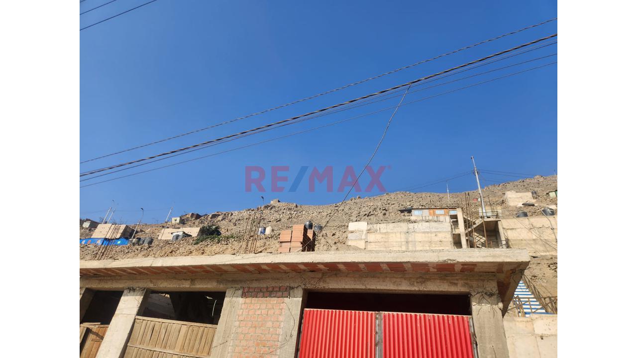 🏗️🏡 ¡Vendo Terreno En Esquina De 300 M² – Huaycán, Zona Z - Ate! - 2
