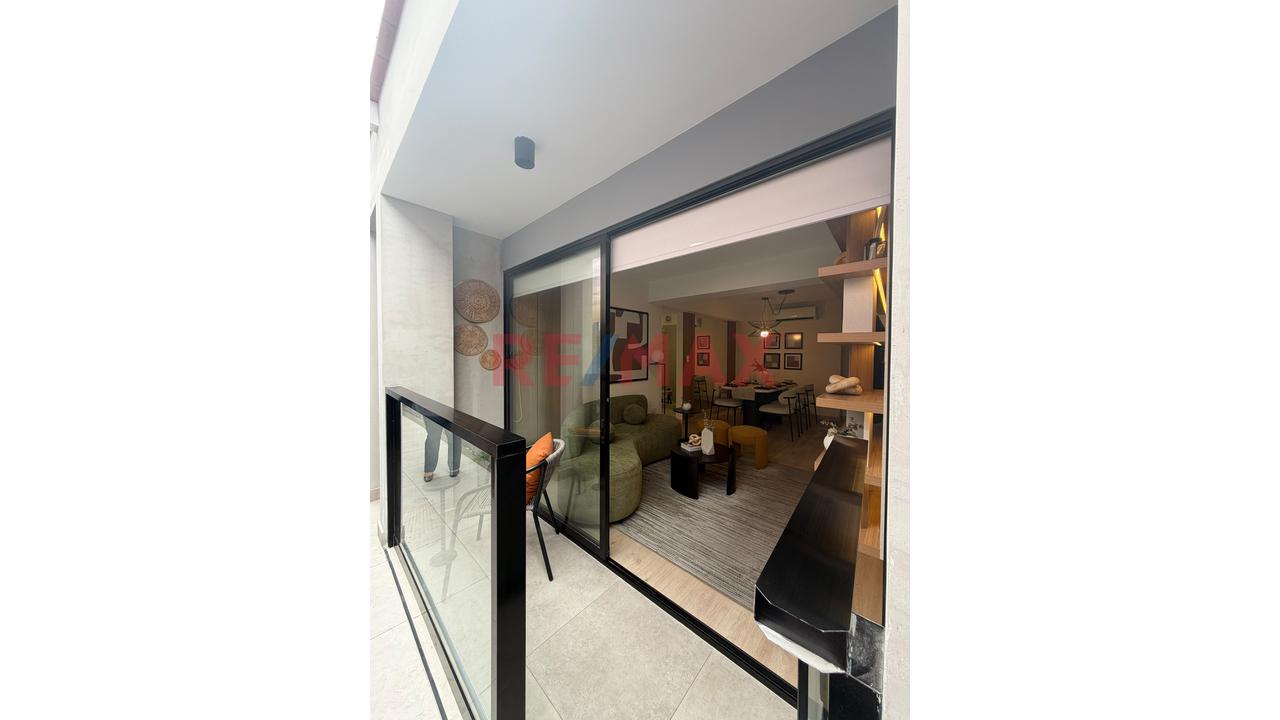 Moderno Departamento En Venta En Una De Las Mejores Zonas De La Av. Canadá, Urb. Santa Catalina – La Victoria. — foto 2