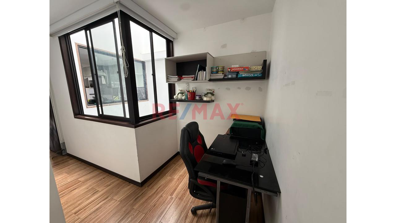 Edificio De 5 Pisos En Venta En Urb Santo Dominguito — foto 12