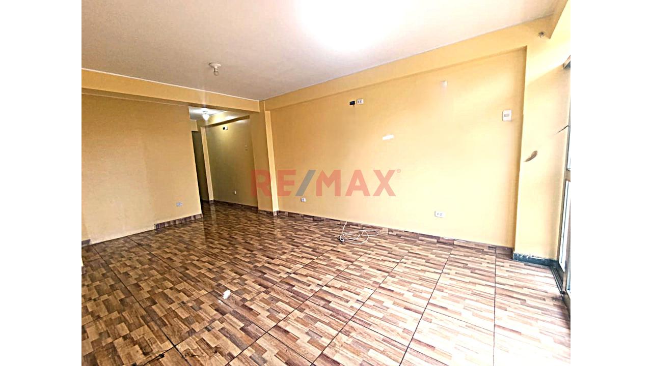 🏡 ¡Vive Con Comodidad En Un Departamento Amplio, Iluminado Y Con Excelente Ubicación En Ate! — foto 13