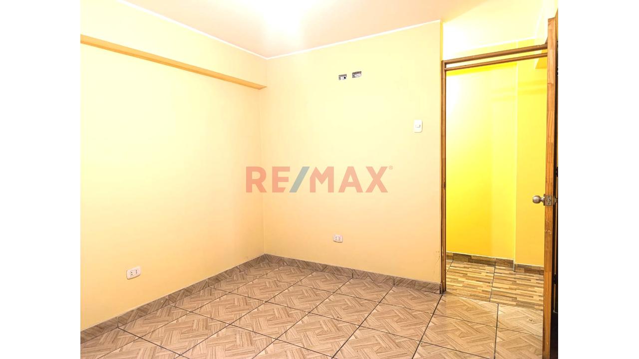 🏡 ¡Vive Con Comodidad En Un Departamento Amplio, Iluminado Y Con Excelente Ubicación En Ate! — foto 8