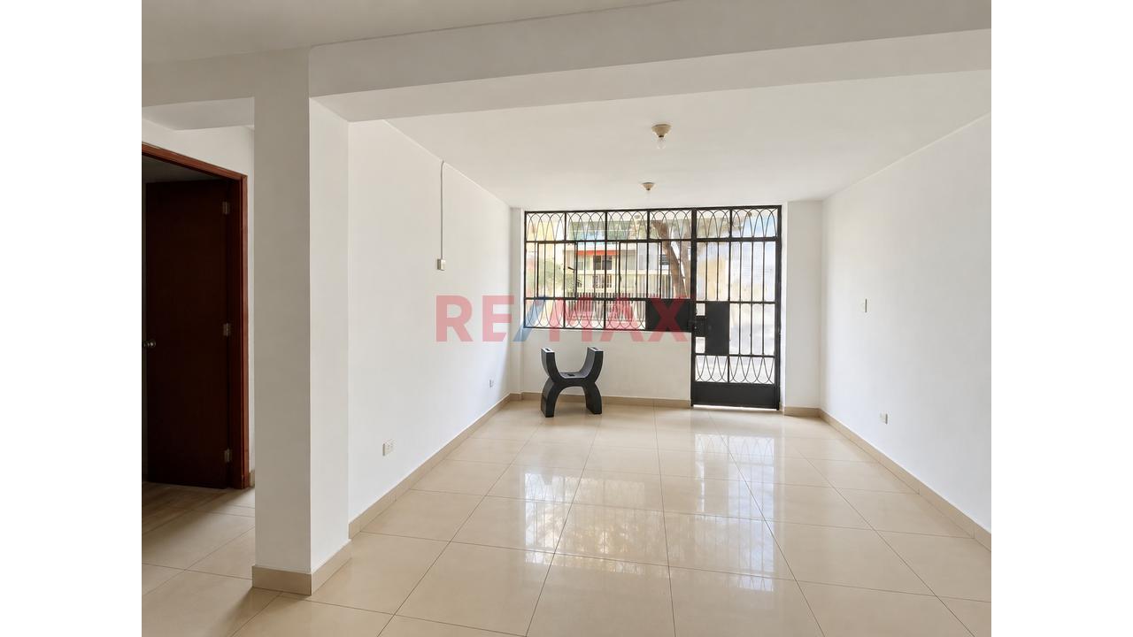 🏠✨ ¡Departamento Primer Piso Para Uso De Vivienda Y Comercial – La Molina! ✨🏠 — foto 2