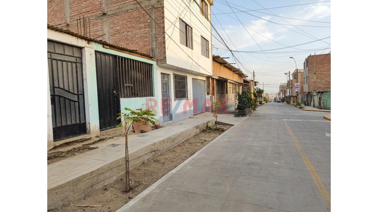 Venta De Terreno En Villa El Salvador Ves - 2