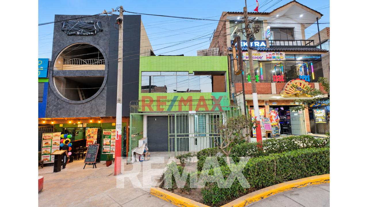 ¡Alquiler De Amplio Local Comercial De 2 Pisos Frente A La Municipalidad De Mi Perú! - 1