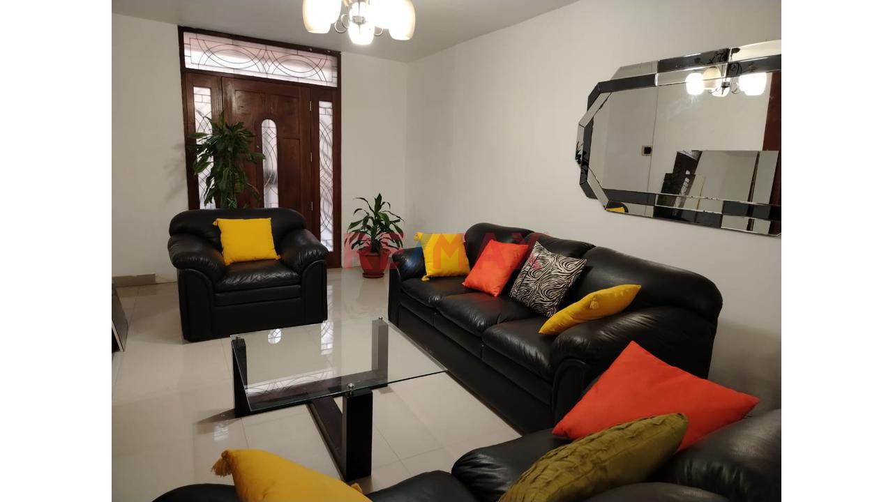 Casa Y Local Comercial En Venta Lambayeque - 3