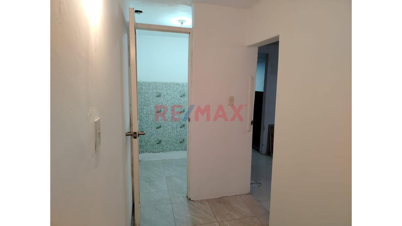 Casa Y Local Comercial En Venta Lambayeque - 18