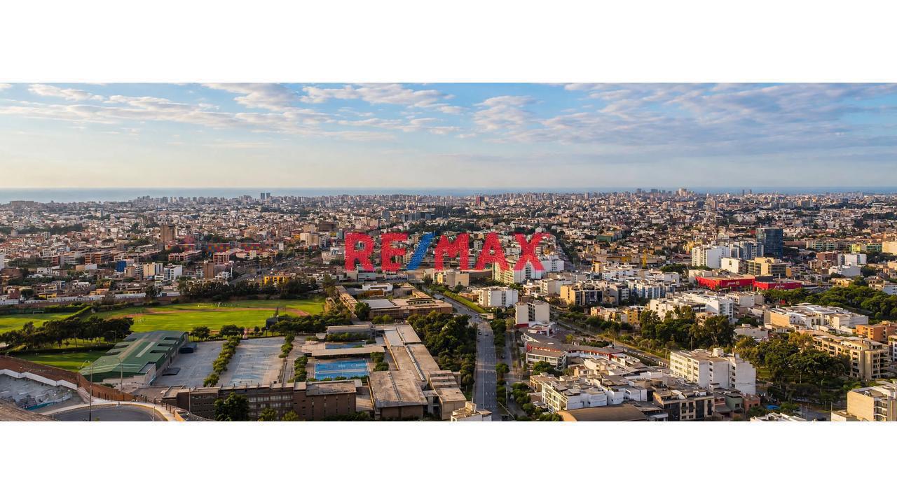 Oportunidad En Surco Top, Vive O Invierte - Departamento En Venta