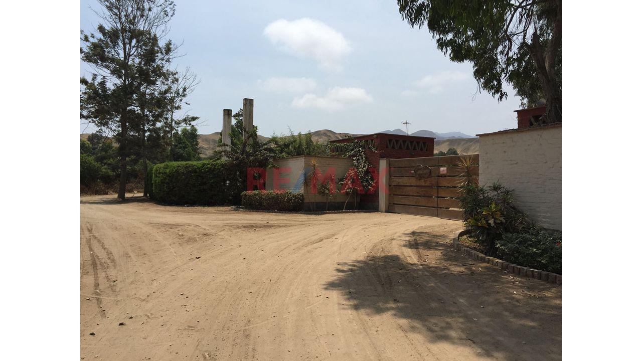 Se Vende Terreno En Condominio De Pachacamac Iii Etapa , Ubicado En La Parte Oeste De La Parcela Del Fundo Rustico San Fernando,