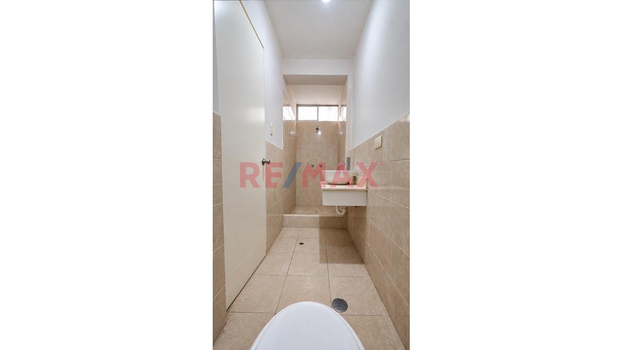 Alquiler Dpto De 95 M² Vista Calle En Tercer Piso! — foto 11