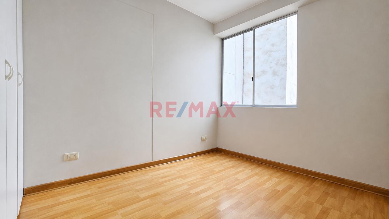 Alquiler Dpto De 95 M² Vista Calle En Tercer Piso! — foto 8