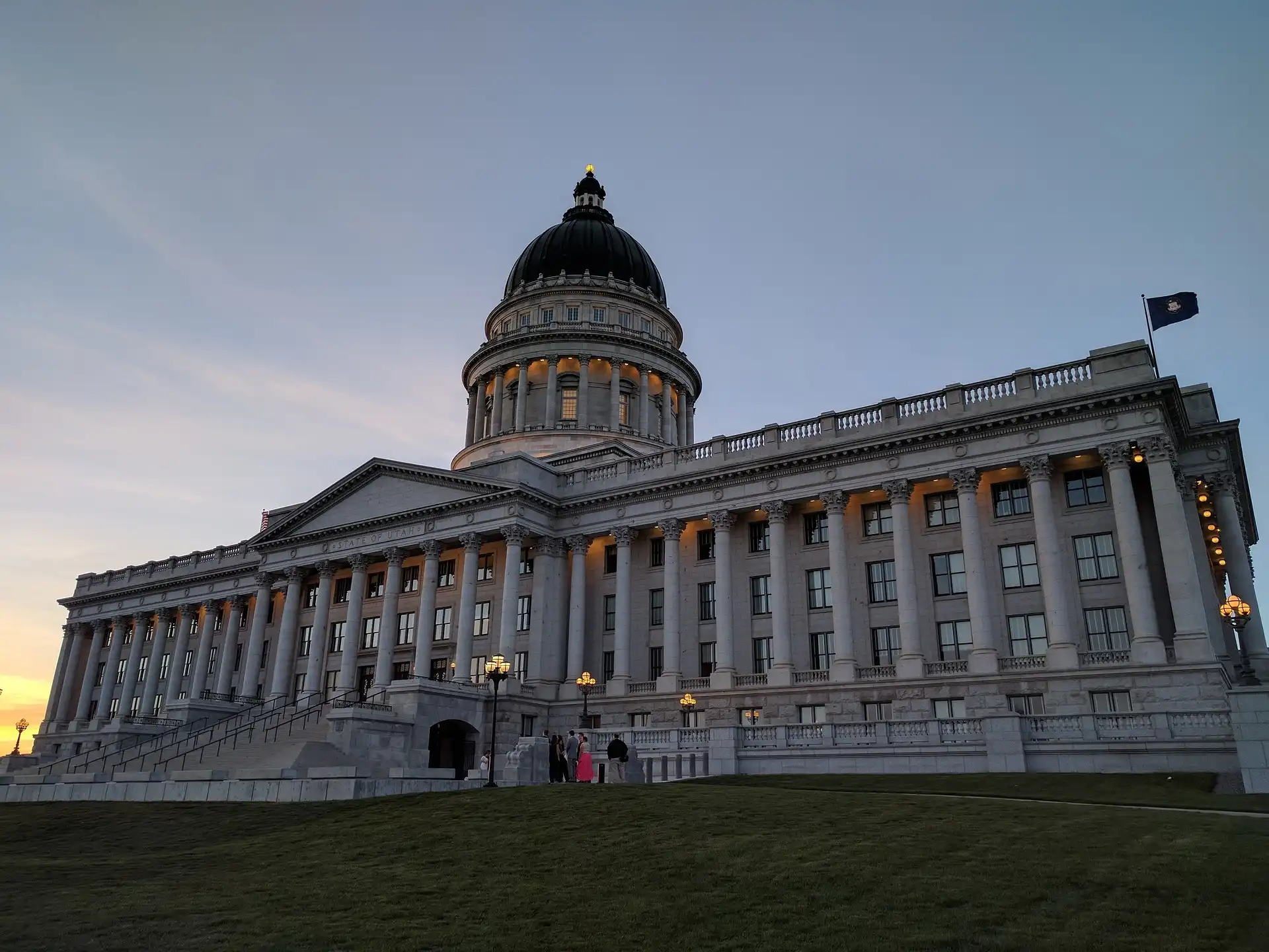 utah-state-capitol-2264060_1920