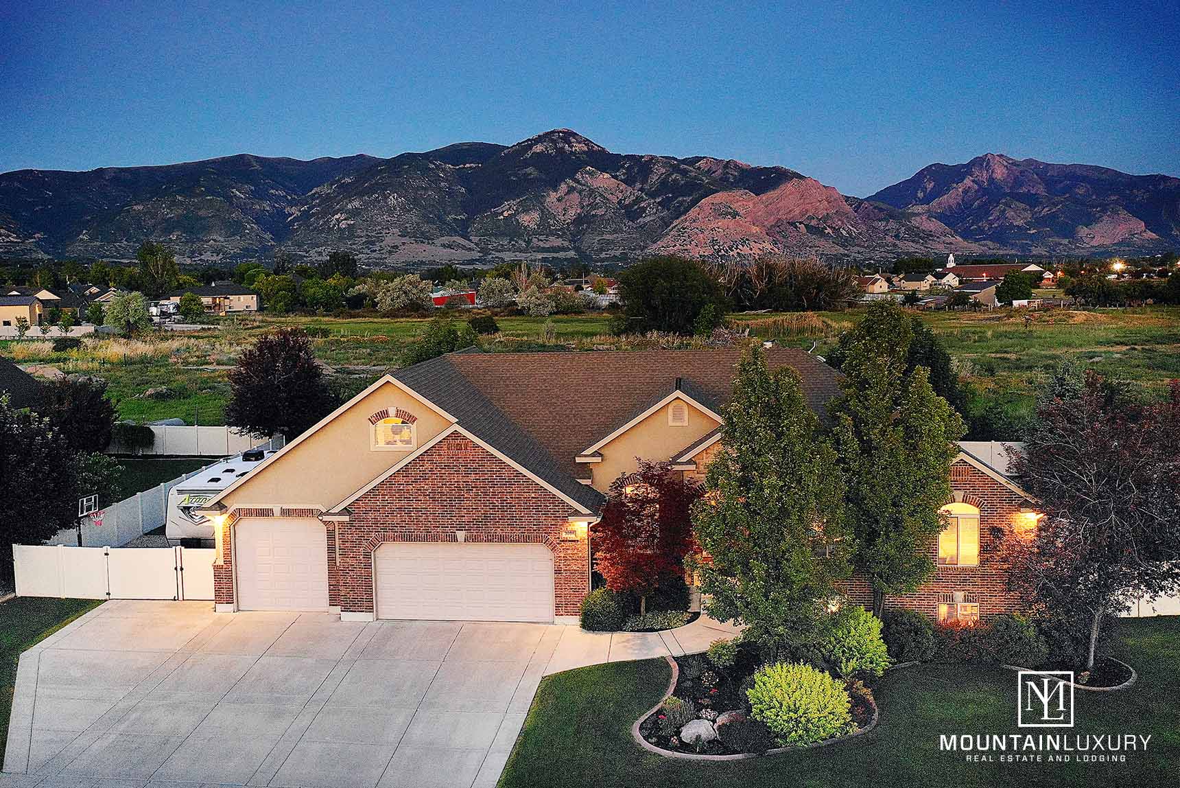 3086 Macintosh Way, Pleasant View UT 84414 01