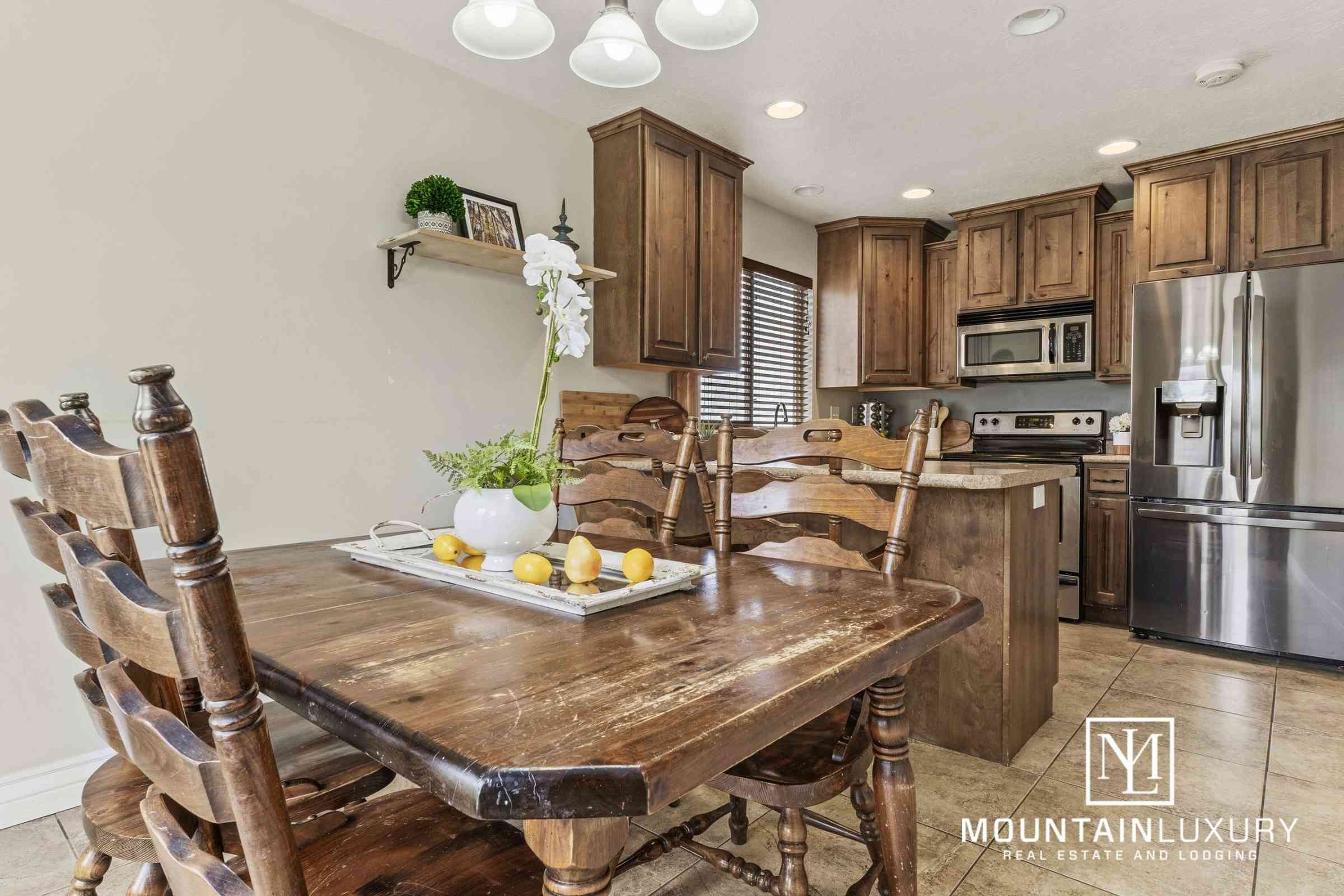 4062 N Lake Mountain Rd Eagle Mountain photo of kitchen area