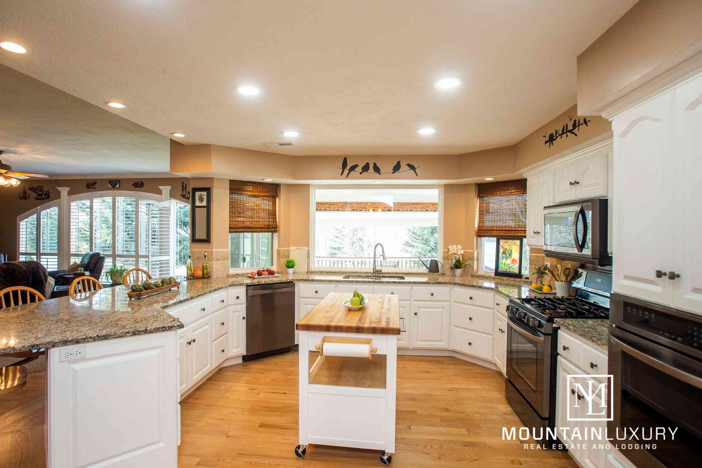 5185 Frontier Dr, Mountain Green photo of kitchen area