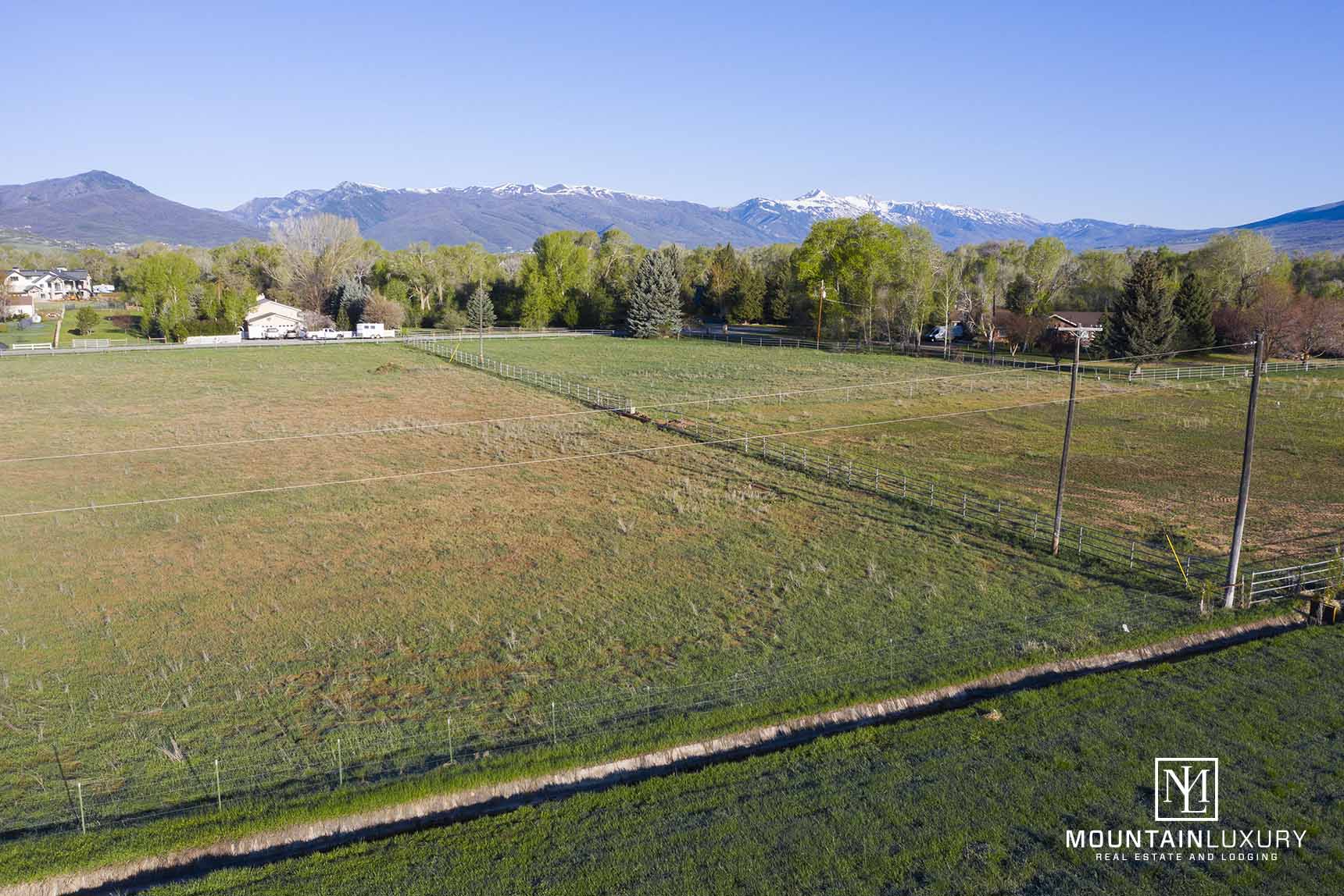 982 S 9275 E, Huntsville UT 84317 12