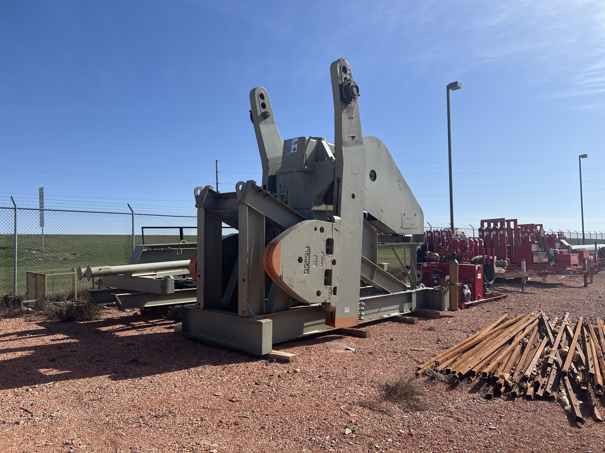 Fuelled | Pump Jack - LUFKIN M-640D-365-168 Pump Jack