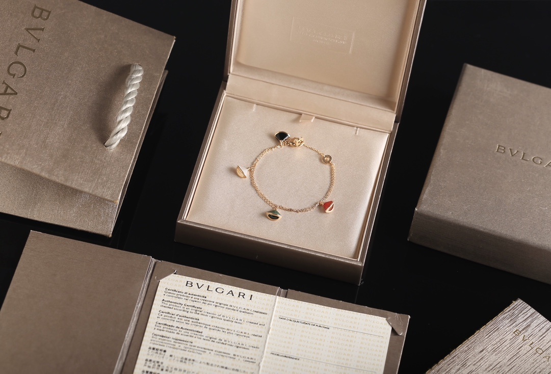 Bulgari Divas’ Dream Bracelet – Premium Quality