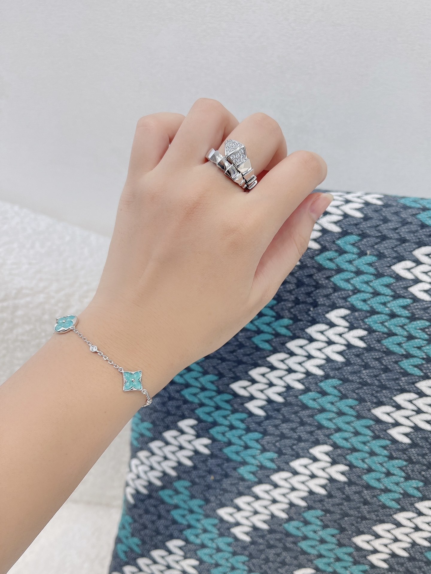 Bvlgari Turquoise Dream Bracelet – Bvlgari White Gold Divas’ Dream