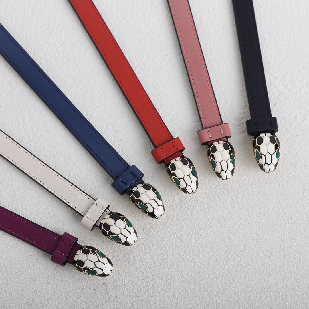 Premium Snake Head Bracelet – Luxury Design