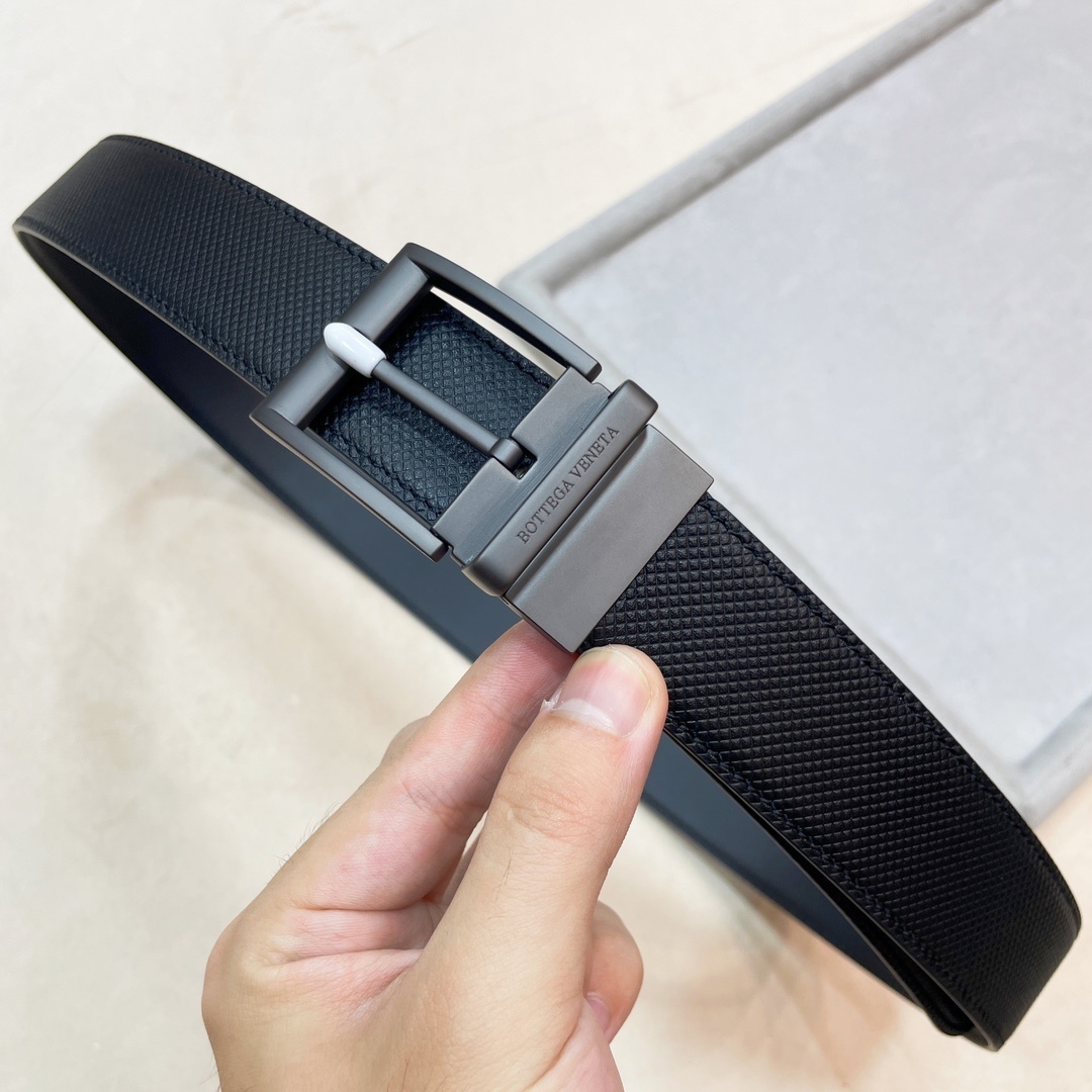 Thắt lưng da Bottega Veneta màu đen cao cấp