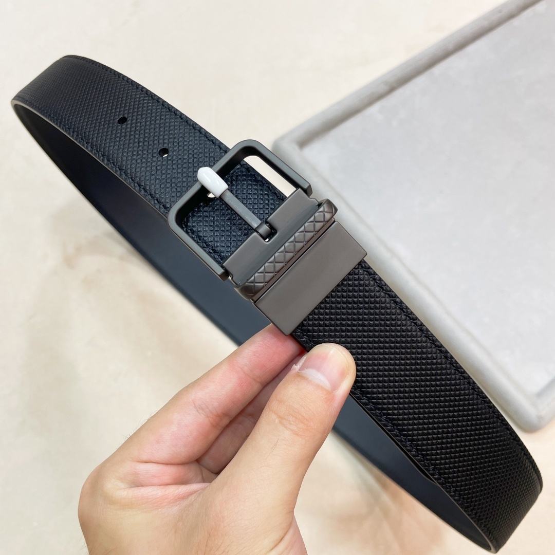 Premium Black Textured Leather Belt - Timeless Style