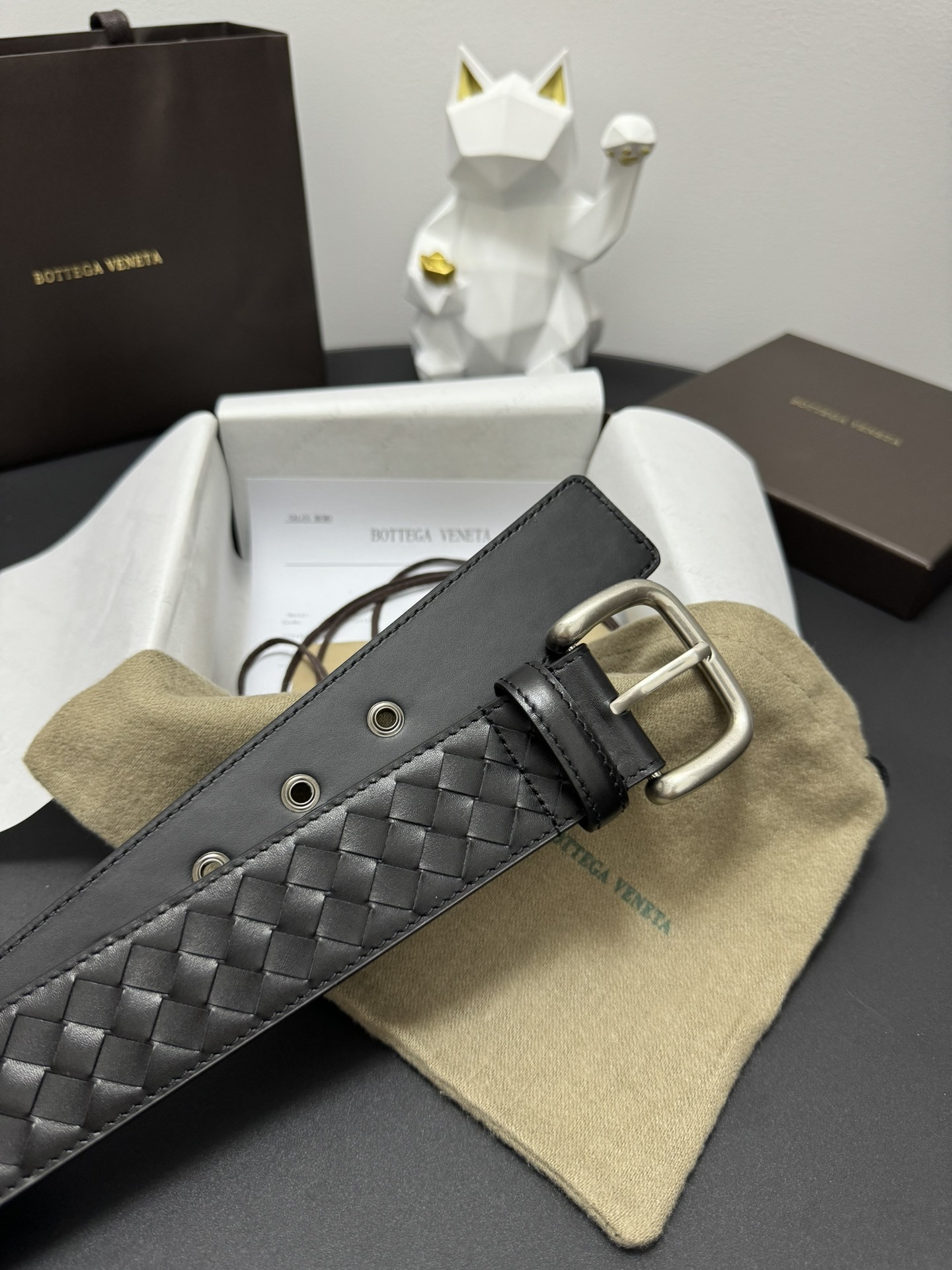 Bottega Veneta Premium Woven Leather Belt - Black