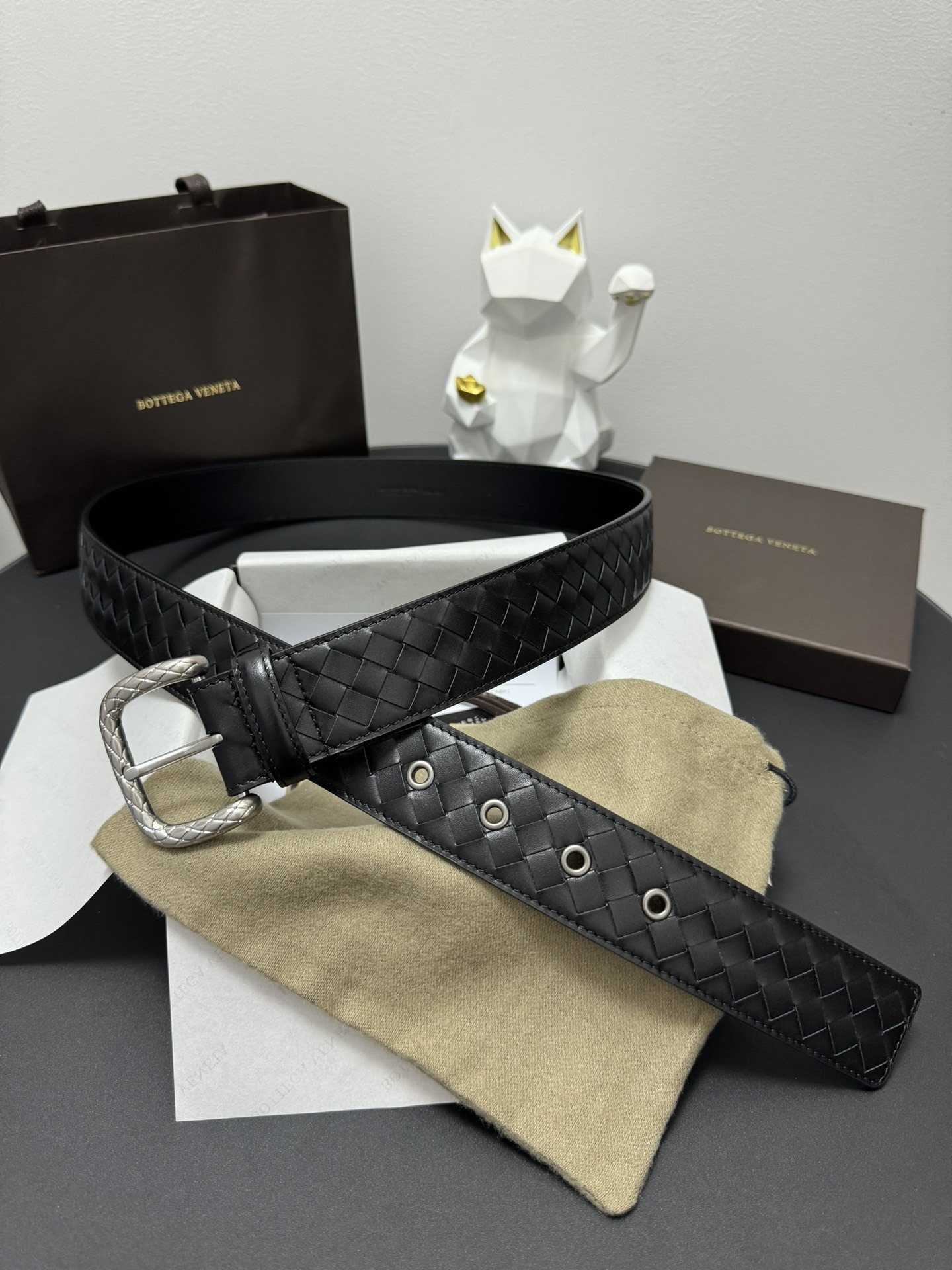 Bottega Veneta Premium Leather Woven Belt - Iconic Style